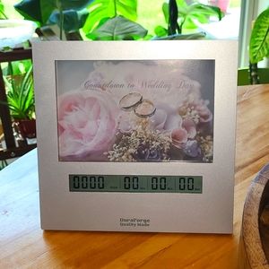 Countdown photo frame